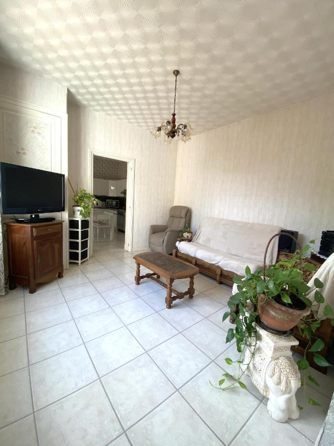 Maison Au Calme, 6 Voyageurs Riorges Eksteriør bilde